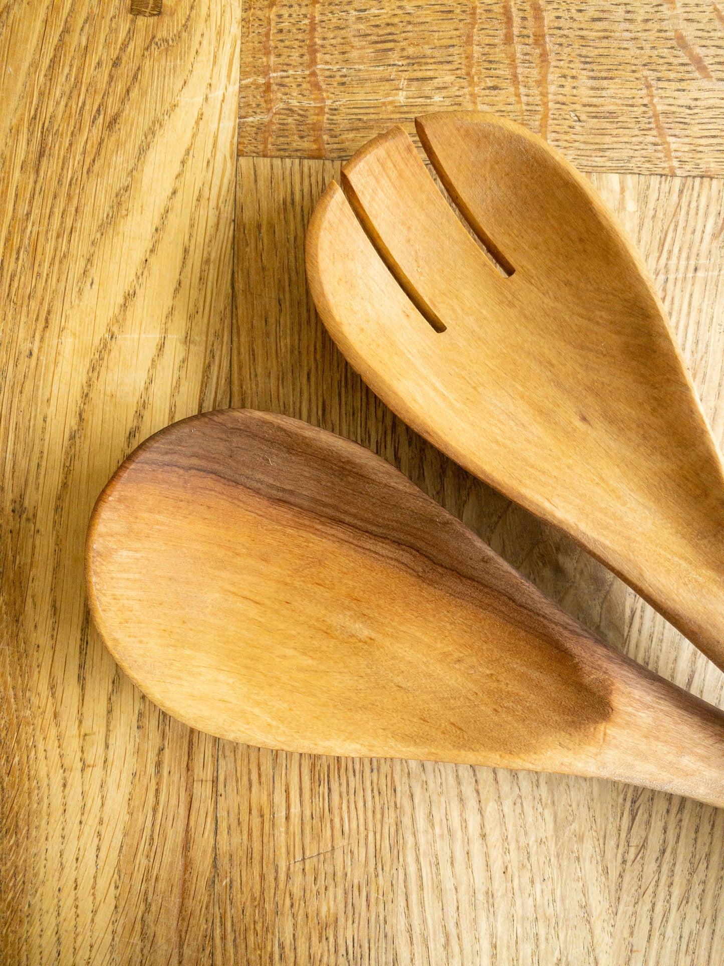 Metallic Bead Salad Servers